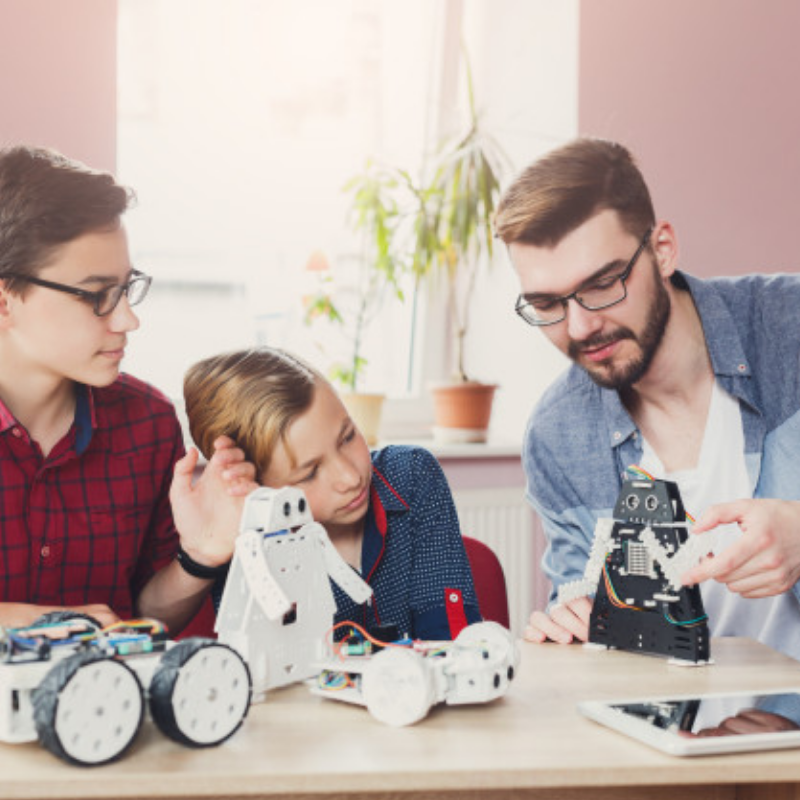 loi-ich-hoc-robotics-cho-tre-em